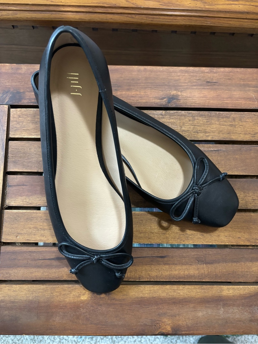 JJill Classic Back Flat Shoe